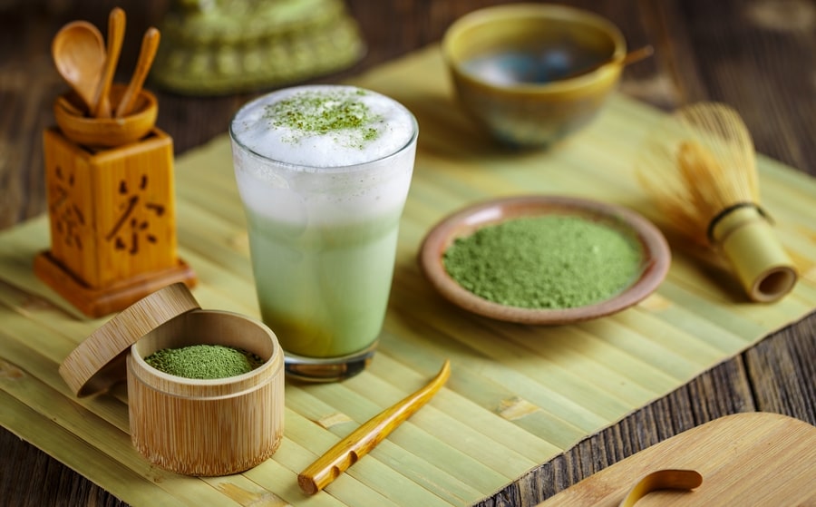 El Té Japonés Matcha: Beneficios, Preparación y Cultura de un Superalimento Ancestral