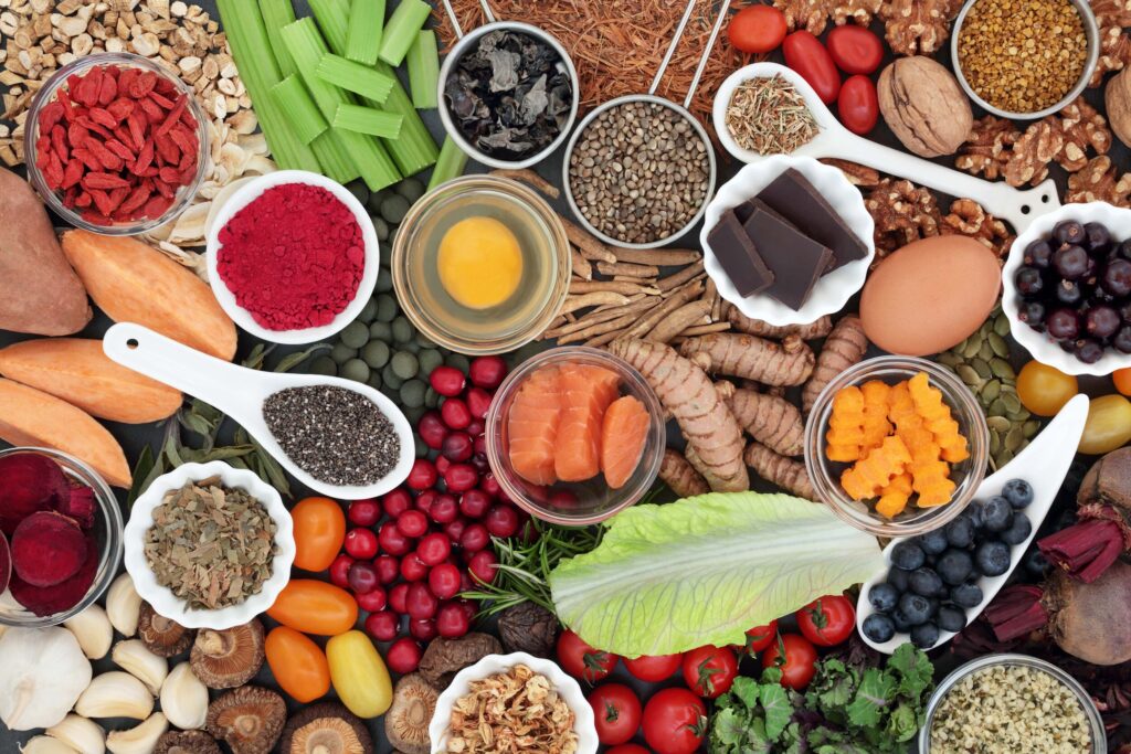 Producción de alimentos funcionales (“super-alimentos”) emergentes en el Perú: oportunidades, mercado y desafíos